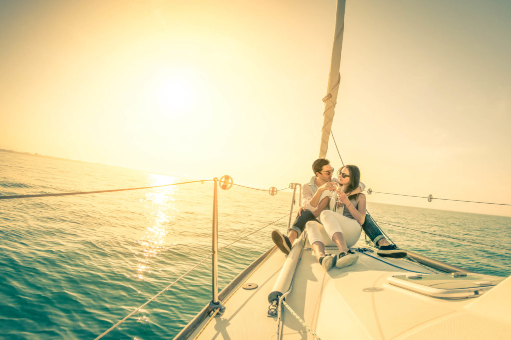 yacht-honeymoon-cabo